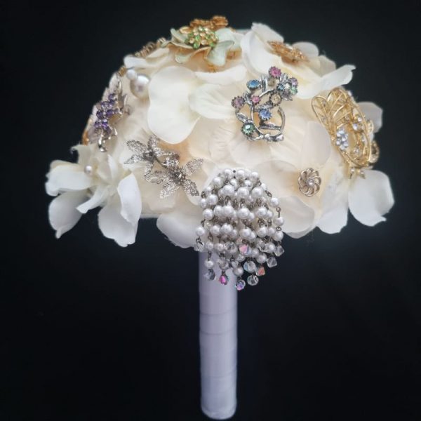 Vintage Brooch Bouquet