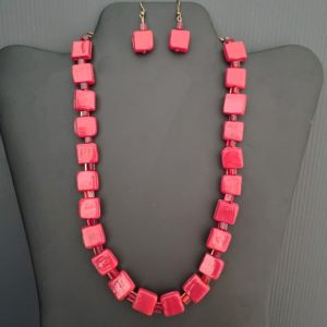 Red Square Bead Set